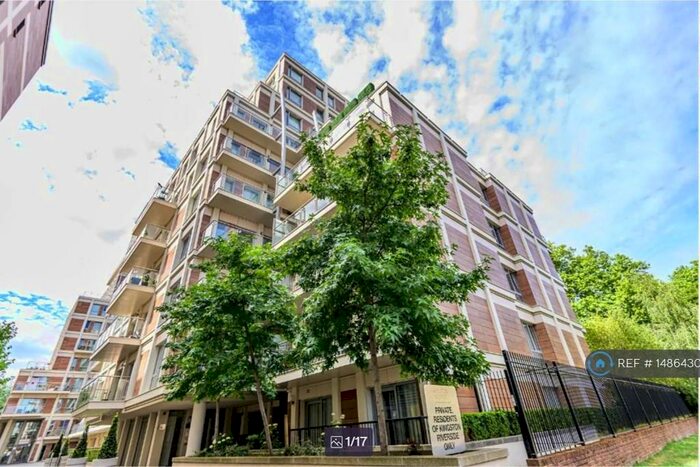 3 Bedroom Flat To Rent In Henry Macaulay Avenue, Kingston Upon Thames, KT2