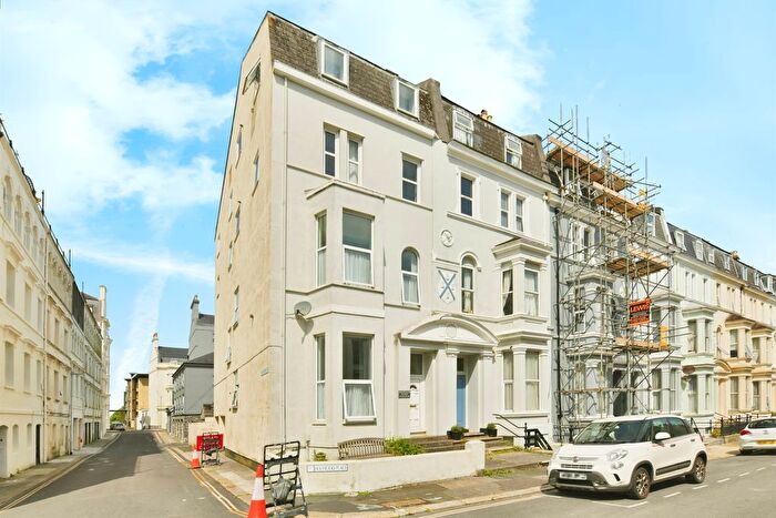 2 Bedroom Maisonette To Rent In Holyrood Place, Plymouth, PL1