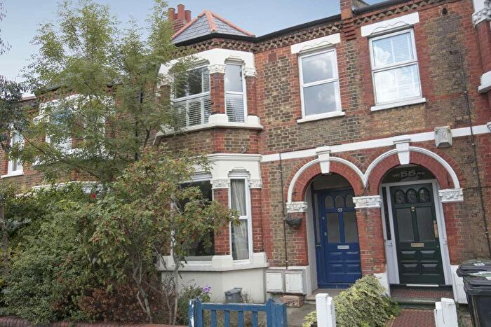 2 Bedroom Flat For Sale In Stondon Park, London, SE23