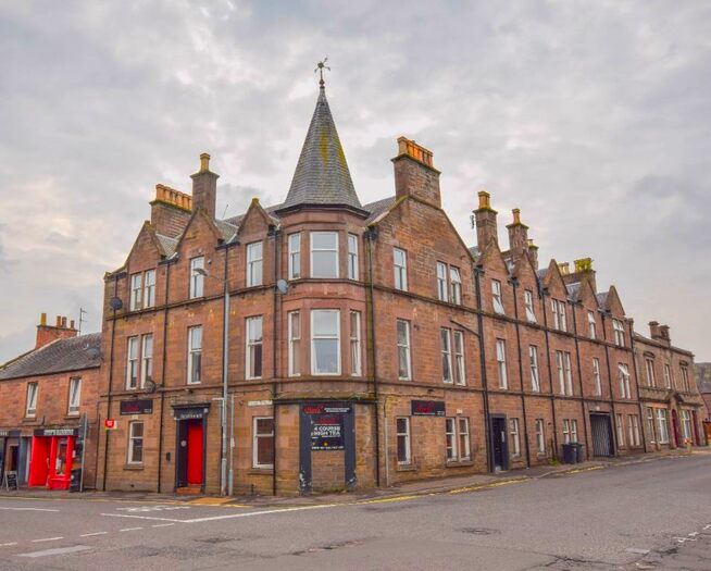 2 Bedroom Flat To Rent In Market Street, Forfar, Angus, DD8