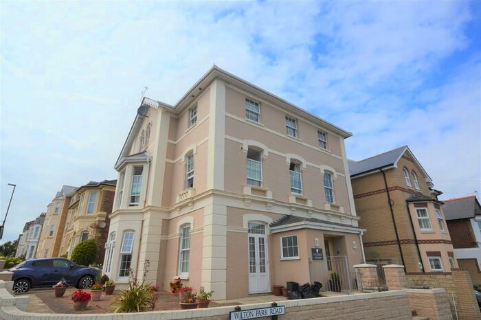 2 Bedroom Semi-Detached House To Rent In Apartment, Victoria Court, PO37
