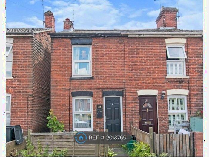 2 Bedroom Detached House To Rent In Colne Bank Avenue, Colchester, CO1