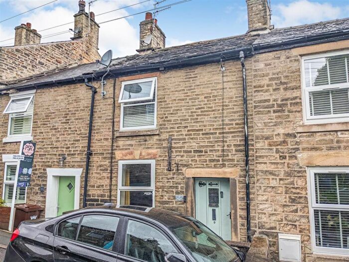 2 Bedroom Terraced House For Sale In Yeardsley Lane, Furness Vale, SK23