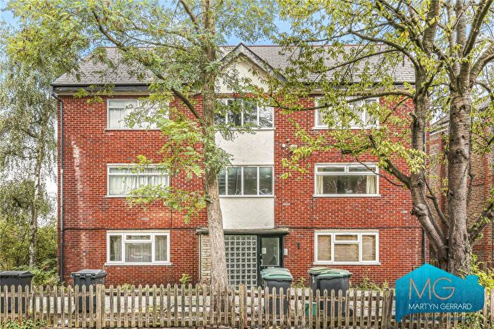 1 Bedroom Apartment For Sale In Christchurch Road, Crouch End, London, N8