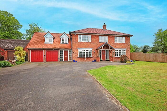 5 Bedroom Detached House For Sale In Lindsey Way, PE22