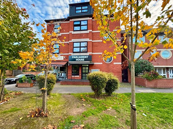 2 Bedroom Flat To Rent In St. Laurence Way, Slough, SL1