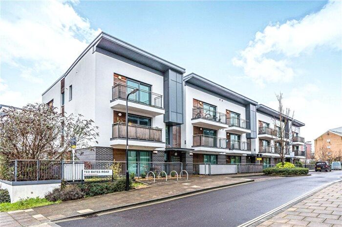 1 Bedroom Apartment For Sale In Ted Bates Road, Southampton, Hampshire, SO14