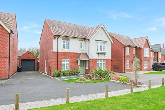 4 Bedroom Detached House For Sale In Lawton Road, Blackfordby, DE12