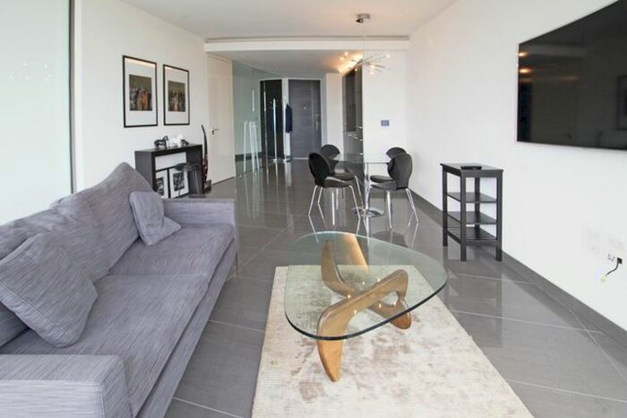 1 Bedroom Flat To Rent In The Tower, St George Wharf, Vauxhall, SW8