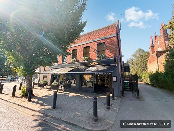 2 Bedroom Flat To Rent In St. Peters Street, Bedford, MK40