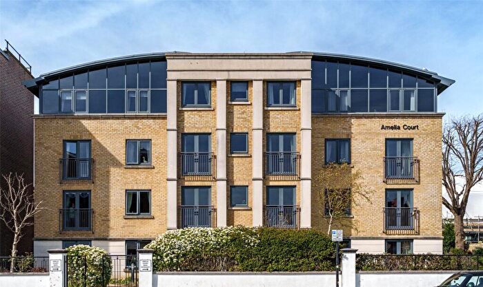 1 Bedroom Retirement Property For Sale In Union Place, Worthing, West Sussex, BN11