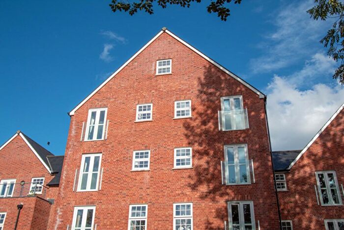 2 Bedroom Apartment For Sale In Tumbling Weir Court, Ottery Saint Mary, EX11