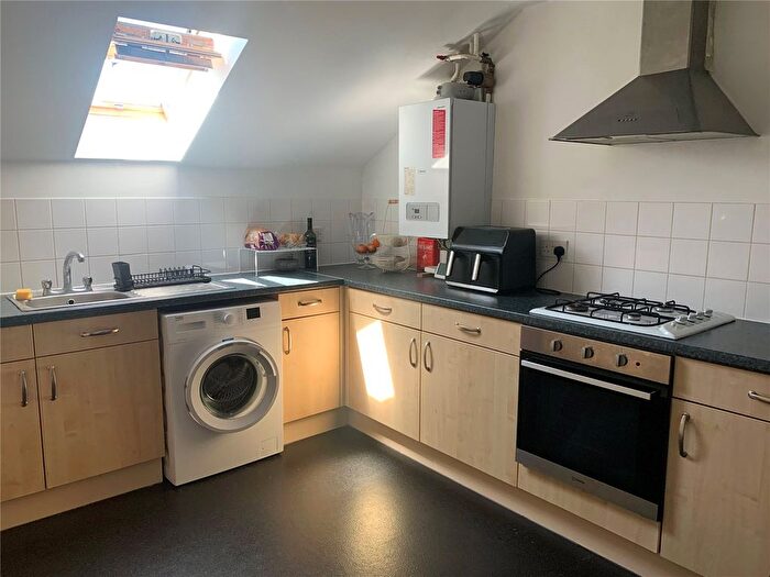 2 Bedroom Flat For Sale In Victoria Crescent, Royston, Hertfordshire, SG8