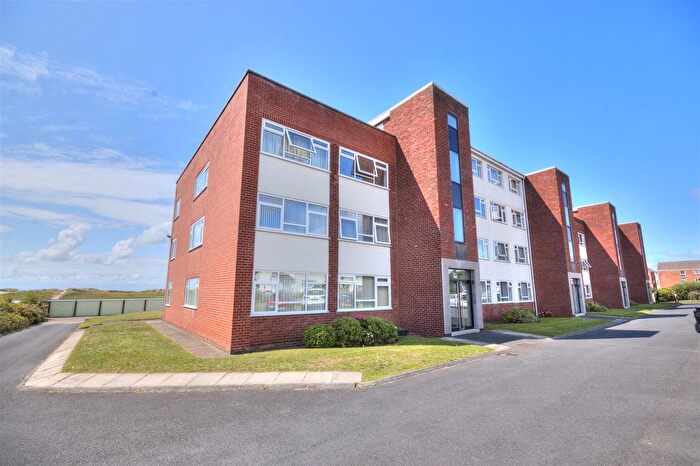 2 Bedroom Flat For Sale In Burbo Bank Road South, Liverpool, L23