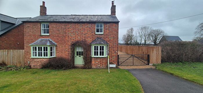 3 Bedroom Cottage For Sale In Big Green, Warmington, Peterborough, PE8