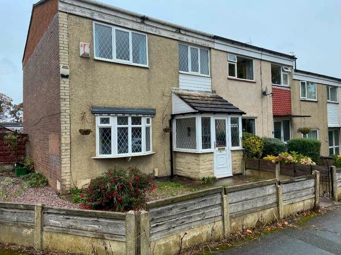 3 Bedroom Property To Rent In Kennedy Avenue Macclesfield, SK10