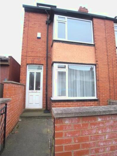 4 Bedroom Terraced House To Rent In Chandos Terrace, Roundhay, Leeds, LS8