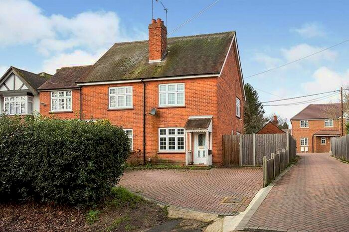 3 Bedroom Semi-Detached House To Rent In Melrose Cottages Blays Lane, Englefield Green, Egham, Surrey, TW20