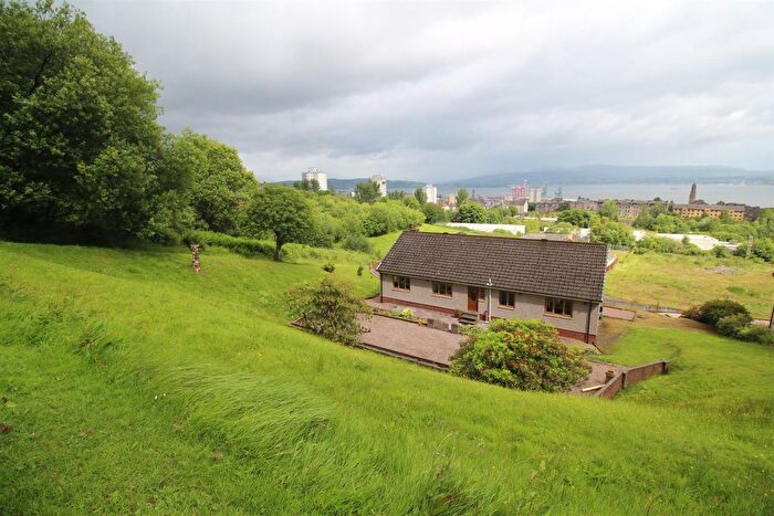 3 Bedroom Detached Bungalow For Sale In Lynedoch Street, Greenock, PA15