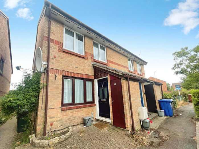 1 Bedroom Apartment For Sale In The Ridings, Kidlington, OX5