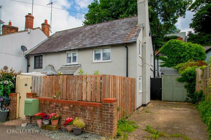 1 Bedroom Cottage For Sale In Station Road, Ridgmont, MK43
