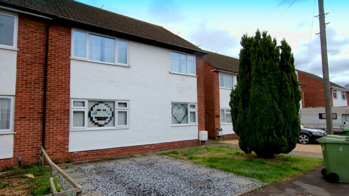 2 Bedroom Flat To Rent In Astor Close, Brockworth, Gloucester, GL3