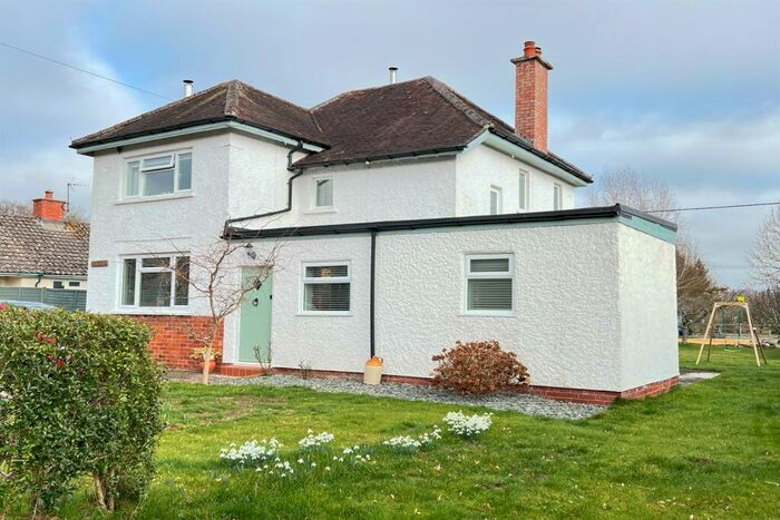 3 Bedroom Detached House For Sale In Longtown, Hereford, HR2