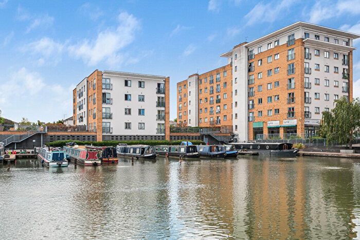 2 Bedroom Flat To Rent In Caldon House, Waxlow Way, Northolt, UB5