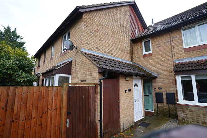 1 Bedroom Terraced House To Rent In Caversham Avenue, Shoeburyness, SS3