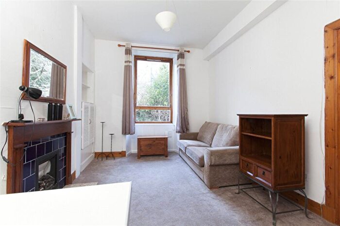 1 Bedroom Flat To Rent In Wardlaw Street, Edinburgh, EH11
