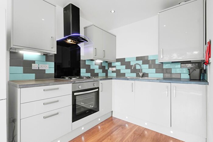 1 Bedroom Flat To Rent In Ashley House, Grosvenor Road, Bristol, BS2