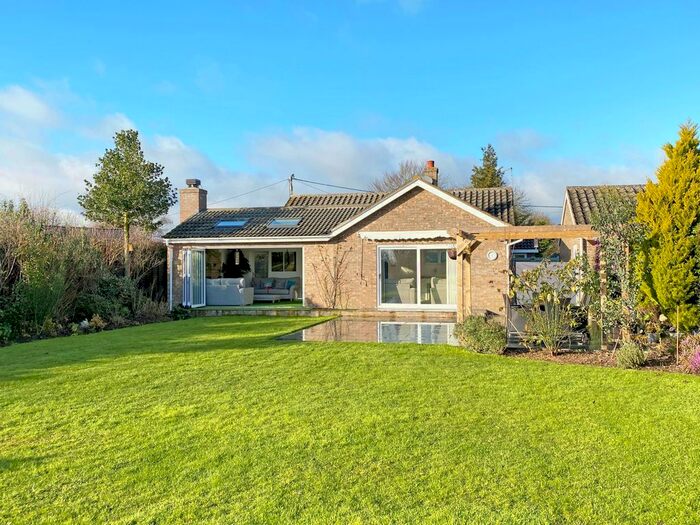 4 Bedroom Detached Bungalow For Sale In Hog Lane, Ilketshall St. Lawrence, Beccles, NR34