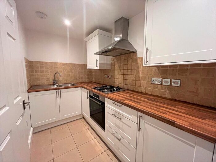 1 Bedroom Flat To Rent In Pascal Mews, Crystal Palace, London, SE19