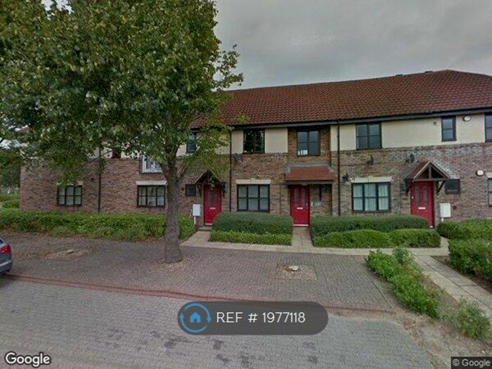 2 Bedroom Flat To Rent In Shenley Lodge, Milton Keynes, MK5