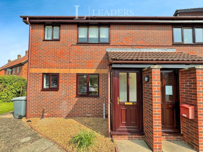 2 Bedroom Flat To Rent In Weavers Close, Horsham St Faiths, Norwich, NR10