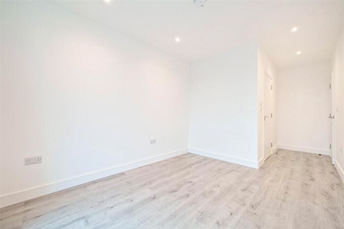 2 Bedroom Apartment To Rent In Obelisk Way, Camberley, Surrey, GU15