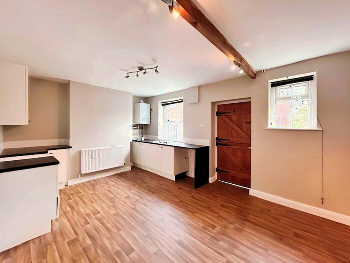 3 Bedroom End Of Terrace House To Rent In Normanby Road, Thealby, Scunthorpe, Lincolnshire, DN15