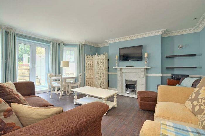 2 Bedroom Apartment To Rent In Kidbrooke Park Road, Blackheath, London, SE3