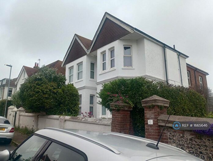 Studio To Rent In Hurst Lane, Eastbourne, BN21
