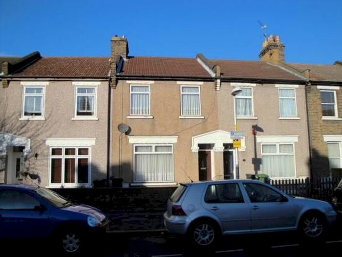 2 Bedroom Terraced House To Rent In Heath Road, Dagenham, RM6