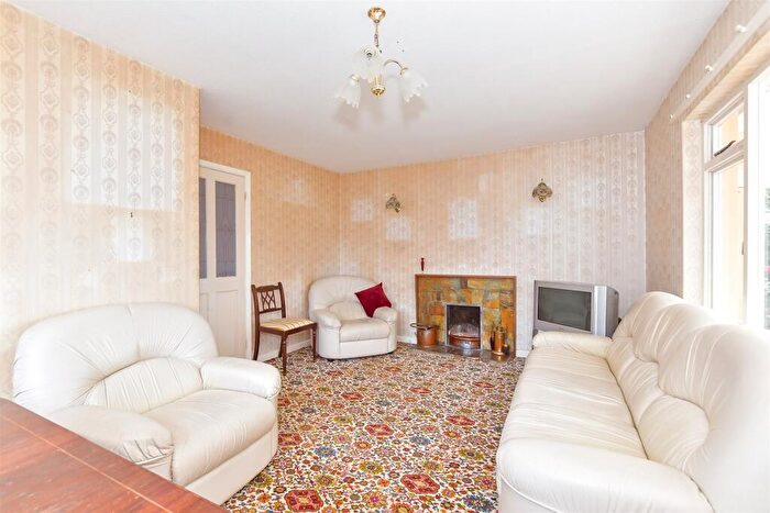 3 Bedroom Detached Bungalow For Sale In Golden Ridge, Freshwater, Isle Of Wight, PO40