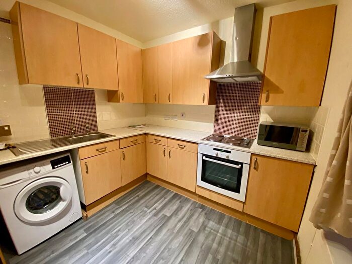 1 Bedroom Flat To Rent In Benvie Road, Dundee, (West End), DD2