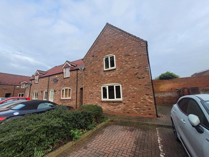 3 Bedroom Semi Detached House To Rent In Alfred Bannister Mews, DN37