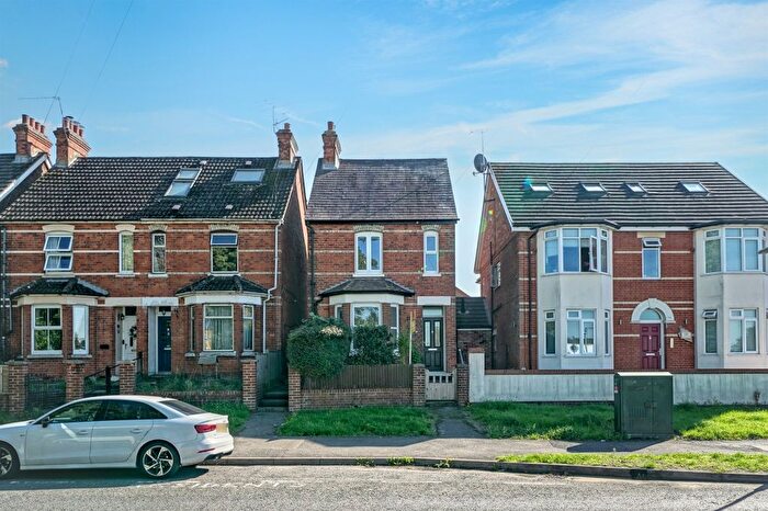 3 Bedroom Detached House For Sale In Worting Road, Basingstoke, RG21