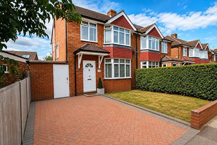 3 Bedroom Semi-Detached House For Sale In Gaston Way, Shepperton, TW17