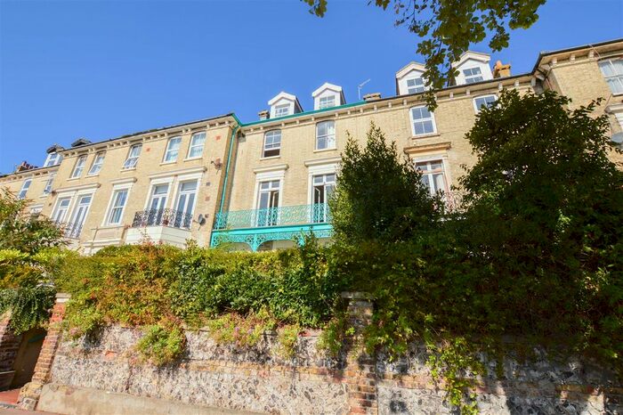 1 Bedroom Flat To Rent In Enys Road, Eastbourne, BN21