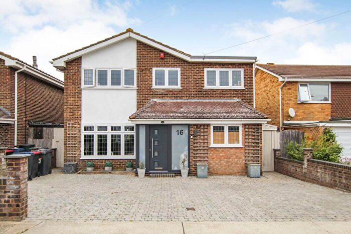4 Bedroom Detached House For Sale In Spring Walk, Whitstable, CT5