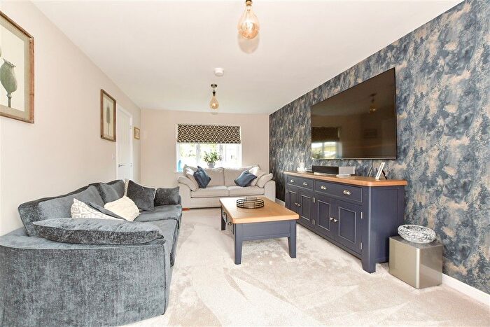 4 Bedroom Detached House For Sale In Springett Close, Thakeham, Pulborough, West Sussex, RH20