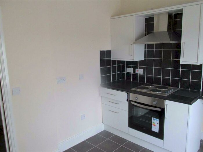1 Bedroom Flat To Rent In Church Square, Oldbury, B69