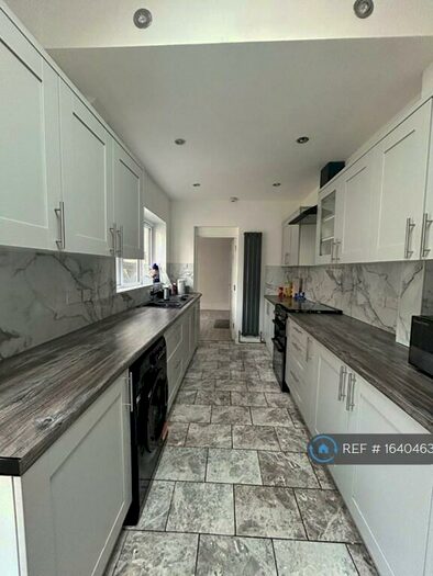 4 Bedroom Terraced House To Rent In Elton Road, Kingswood, Bristol, BS15